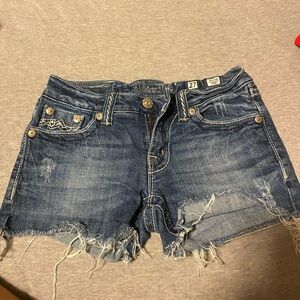 🌟Miss me cut off shorts